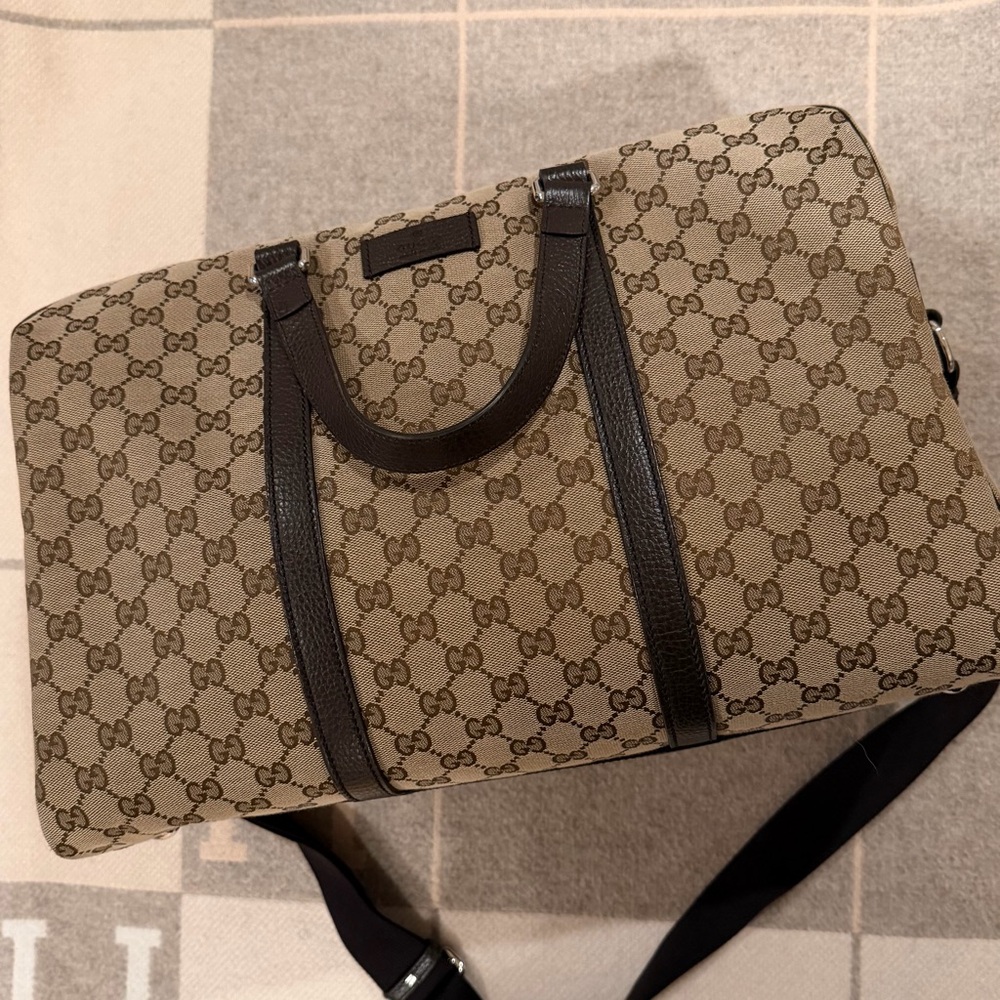 SOLD - Gucci GG Supreme Canvas Duffel Bag – Brown/Beige – Authentic
